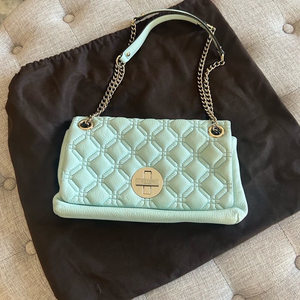Kate spade shoulder clutch. Gorgeous. Gold details.